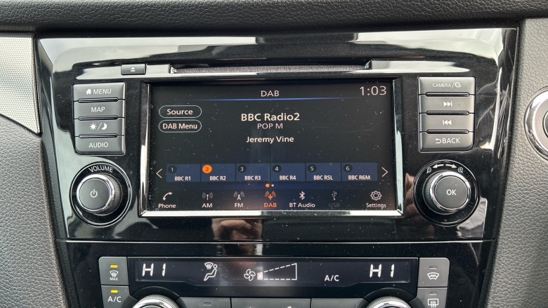 Nissan Qashqai 1.3 DiG-T Tekna 5dr Petrol Hatchback